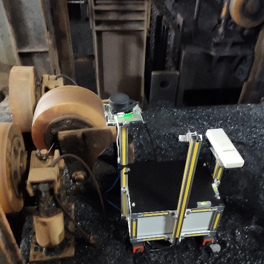 基于机器视觉与激光雷达的井筒内壁三维绘图监测系统